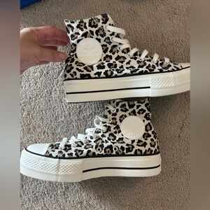 Women’s converse
